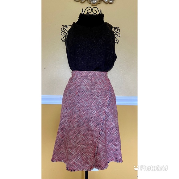 Banana Republic tweed wrap style skirt - Picture 3 of 17